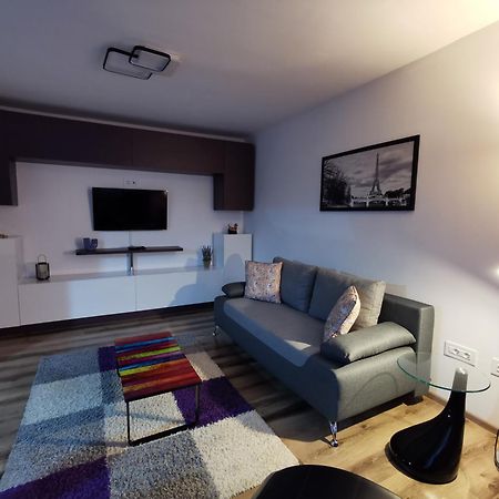 Apartament Asr Piatra Neamt Exterior photo
